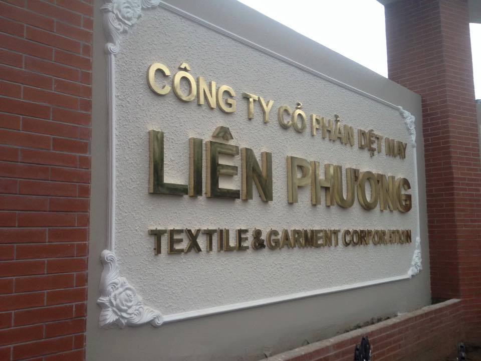 biển hiệu inox mica sang trọng và thanh lịch